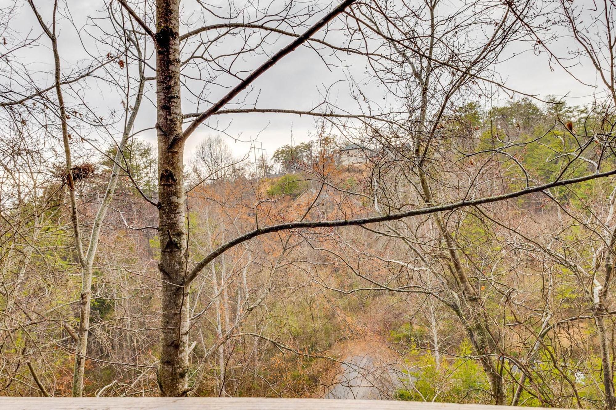 Pigeon Forge Resort Studio Cabin On Dollywood Ln! Exterior photo